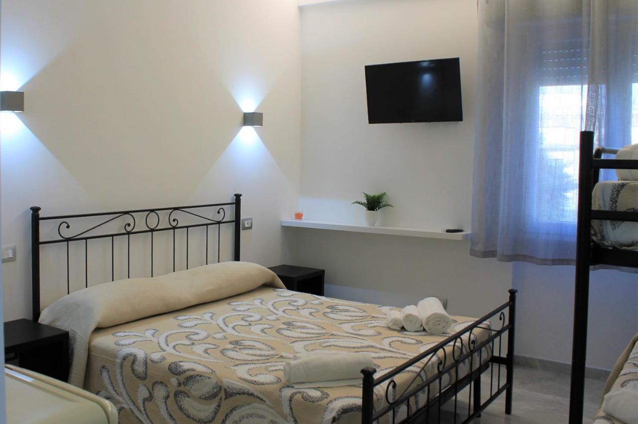 Sea Garden Rooms Termoli Buitenkant foto