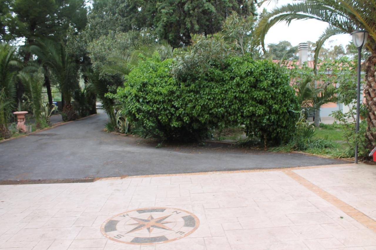 Sea Garden Rooms Termoli Buitenkant foto
